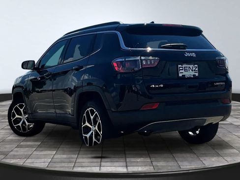 Used 2024 Jeep Compass Limited AWD/4WD image 5