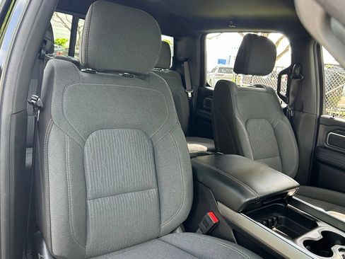 Used 2024 RAM 1500 Big Horn RWD image 41