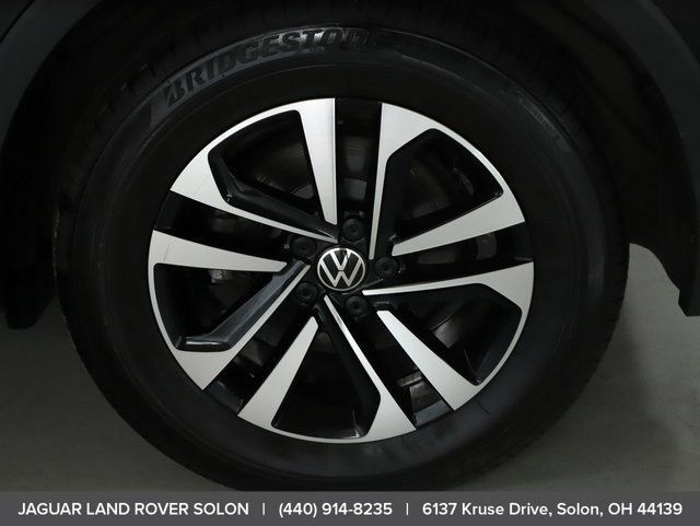 Used 2024 Volkswagen Tiguan S AWD/4WD image 40