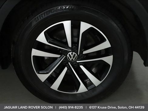 Used 2024 Volkswagen Tiguan S AWD/4WD image 40
