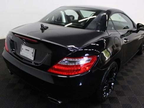 Used 2014 Mercedes-Benz SLK 250 image 22