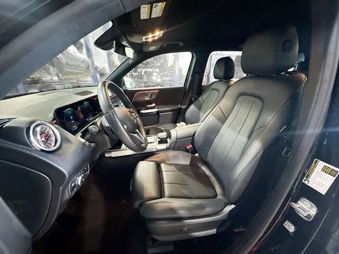 Used 2023 Mercedes-Benz EQB 250+ 250+ image 21