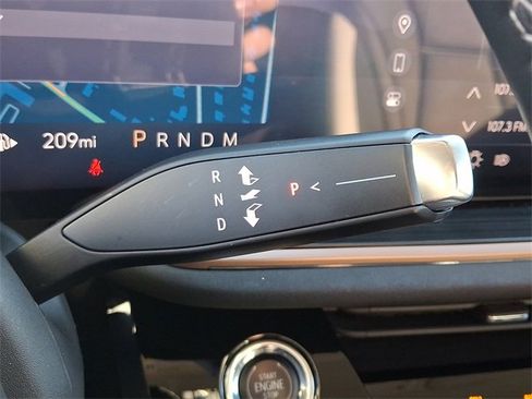 Certified 2025 Buick Envision Sport Touring image 14