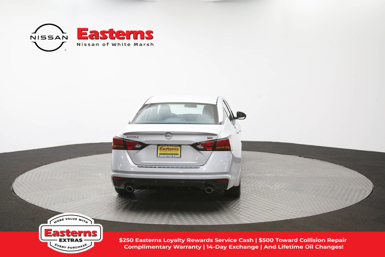 Used 2023 Nissan Altima 2.5 SR w/ SR Premium Package FWD image 38