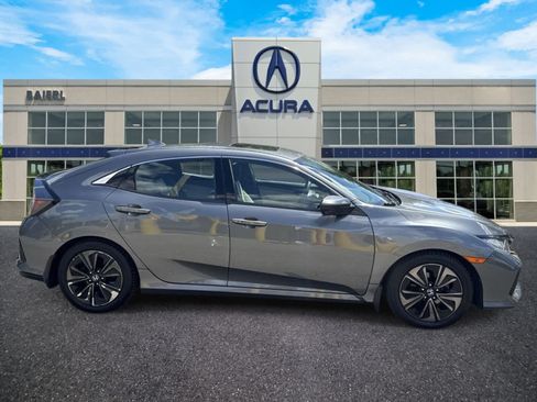 Used 2018 Honda Civic EX image 6
