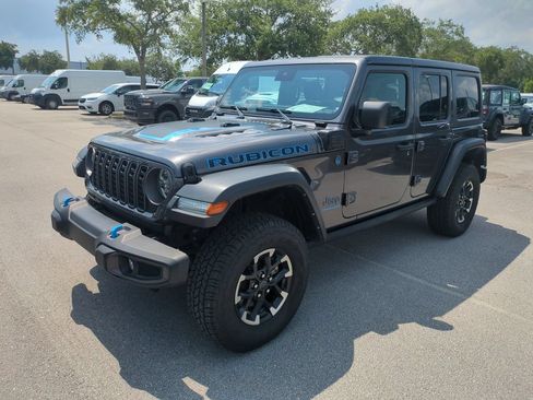 Used 2024 Jeep Wrangler Unlimited Rubicon 4xe AWD/4WD image 10