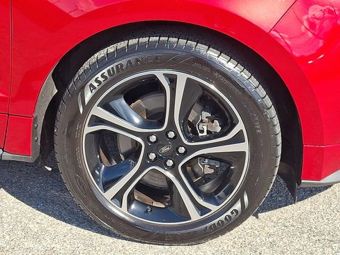 Used 2020 Ford Edge ST w/ Cold Weather Package AWD/4WD image 8