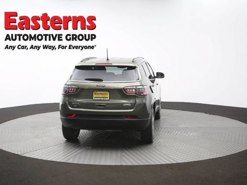 Used 2021 Jeep Compass Latitude AWD/4WD image 39