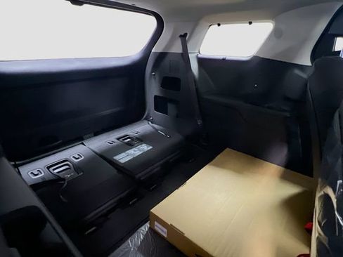 New 2026 Kia Carnival SX Prestige image 29