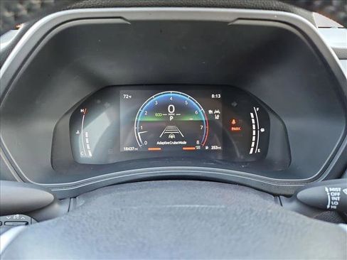 Used 2025 Toyota Grand Highlander FWD image 11