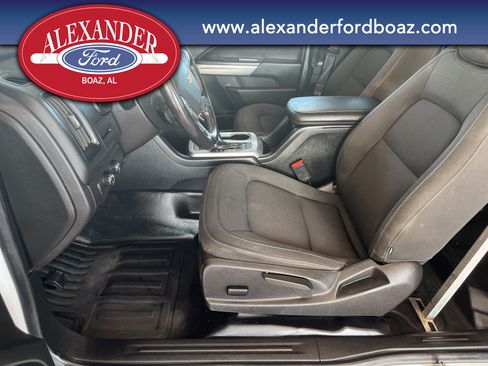 Used 2022 Chevrolet Colorado LT w/ Fleet Safety Package AWD/4WD image 9