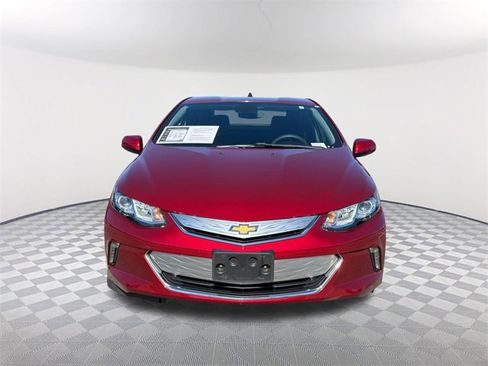 Used 2018 Chevrolet Volt LT image 2