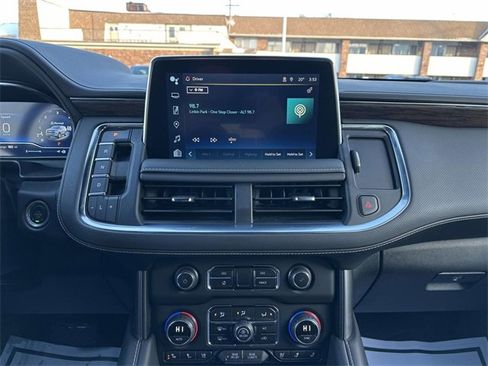 Used 2024 Chevrolet Suburban Premier w/ Premium Package image 46