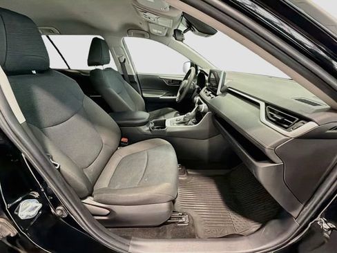 Certified 2023 Toyota RAV4 LE AWD/4WD image 22