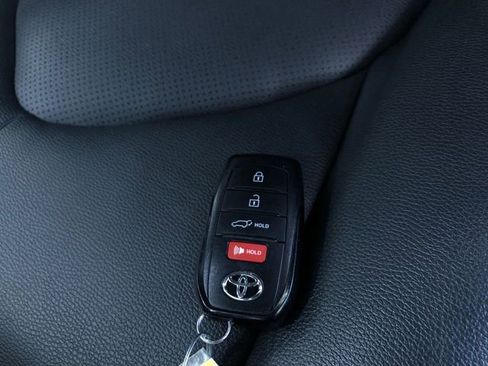 Certified 2025 Toyota Grand Highlander AWD image 33