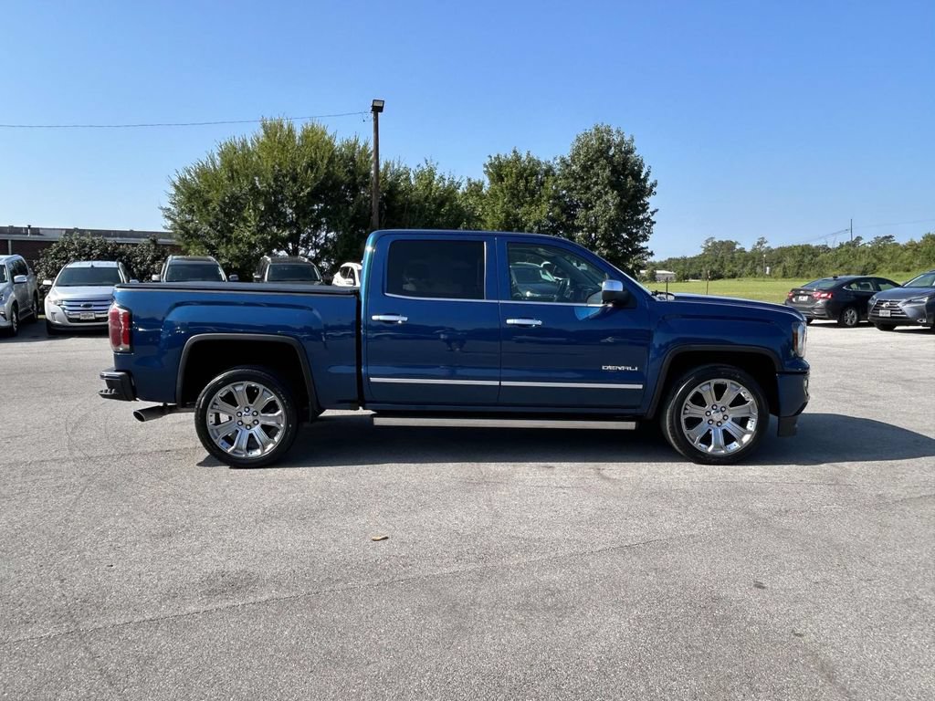 Used 2017 GMC Sierra 1500 Denali w/ Denali Ultimate Package AWD/4WD image 8