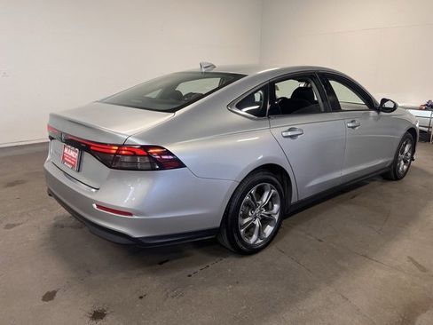 Used 2024 Honda Accord EX image 3