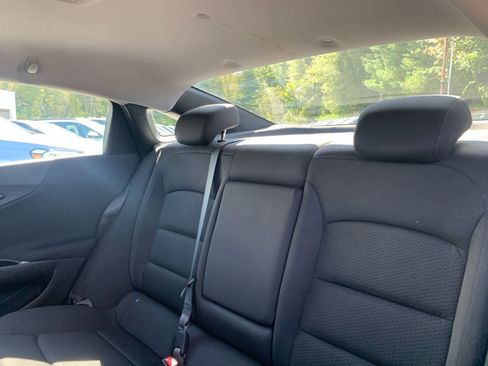 Certified 2024 Chevrolet Malibu LT image 32