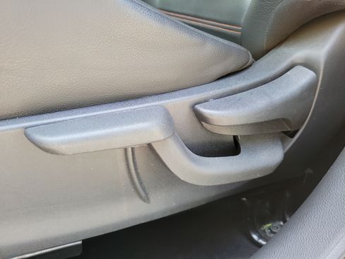 Certified 2020 Nissan Kicks SR w/ SR Premium Package FWD image 18