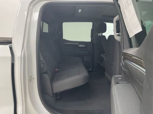 Certified 2022 Chevrolet Silverado 1500 LT Trail Boss w/ Convenience Package II AWD/4WD image 16