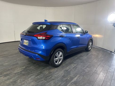 Used 2025 Nissan Kicks S image 6