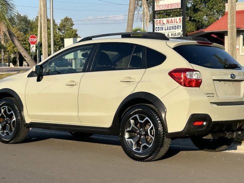 Used 2015 Subaru Crosstrek 2.0i Premium image 4