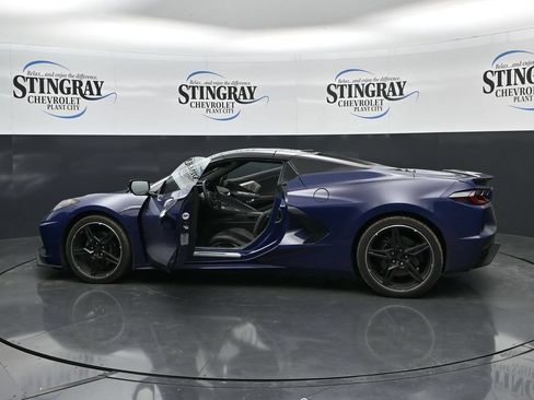 Used 2025 Chevrolet Corvette Stingray Preferred Conv w/ Battery Protection Package RWD image 37