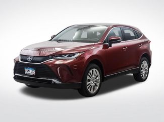 Used 2023 Toyota Venza Limited AWD/4WD video 1