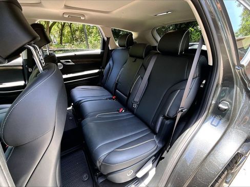 Used 2025 Genesis GV80 2.5T Prestige AWD/4WD image 19