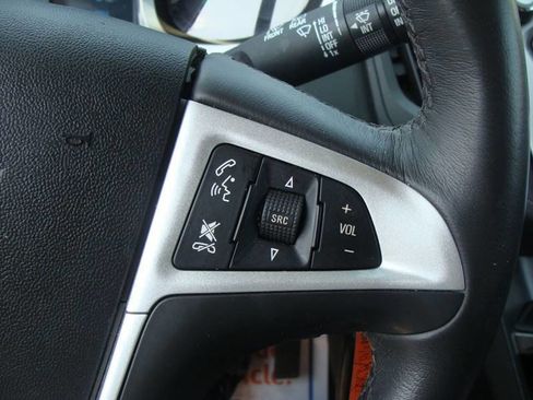 Used 2016 Chevrolet Equinox LT w/ Convenience Package image 11