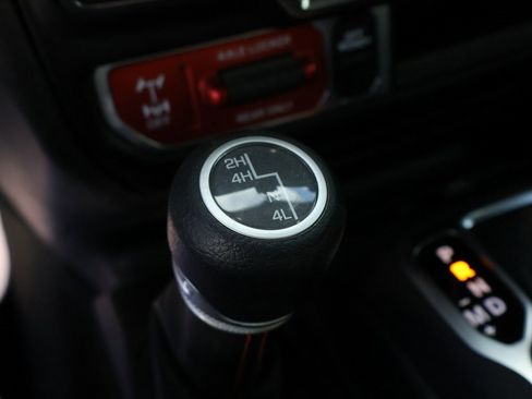 Used 2021 Jeep Gladiator Mojave image 42