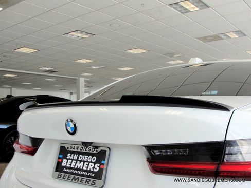 Used 2023 BMW 330i Sedan w/ M Sport Package RWD image 10