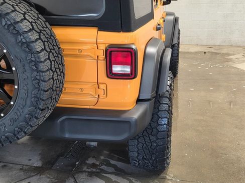 Used 2021 Jeep Wrangler Unlimited Sport image 13