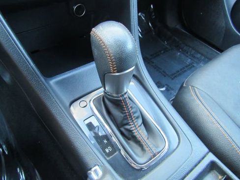 Used 2017 Subaru Crosstrek 2.0i Limited image 41