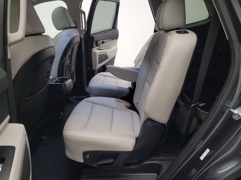 Used 2021 Kia Telluride EX w/ EX Premium Package image 18