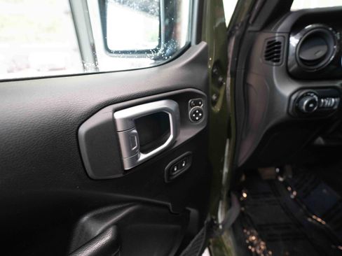 Used 2021 Jeep Wrangler Unlimited Sport w/ Technology Group AWD/4WD image 7