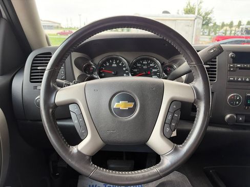 Used 2011 Chevrolet Silverado 1500 LT w/ All-Star Edition RWD image 7