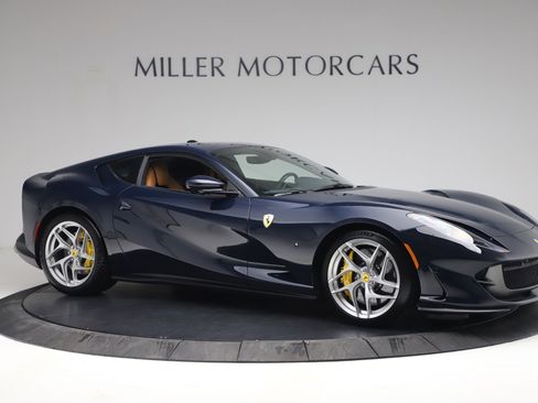 Certified 2020 Ferrari 812 Superfast RWD image 10