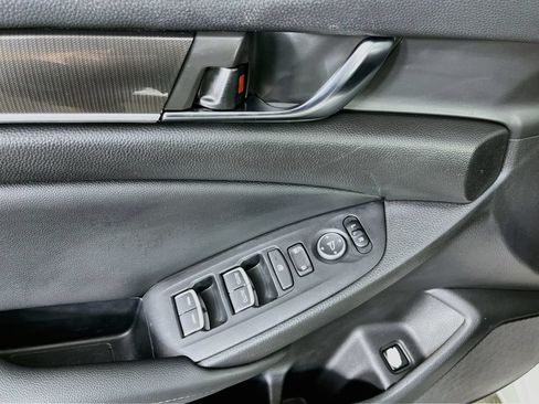 Used 2022 Honda Accord Sport image 23