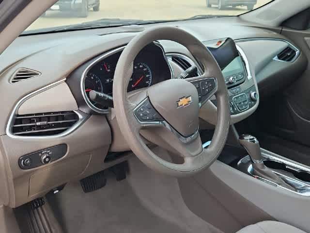 Used 2020 Chevrolet Malibu LT FWD image 10