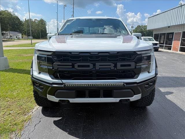 Used 2025 Ford F150 Raptor AWD/4WD image 8