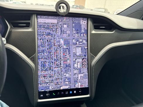 Used 2021 Tesla Model X Long Range AWD/4WD image 30