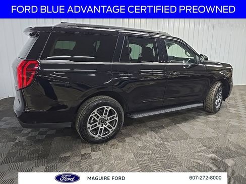 Certified 2025 Ford Expedition Active AWD/4WD image 4