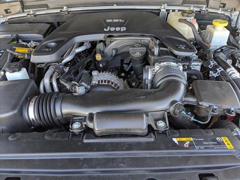 Used 2021 Jeep Gladiator Rubicon image 21