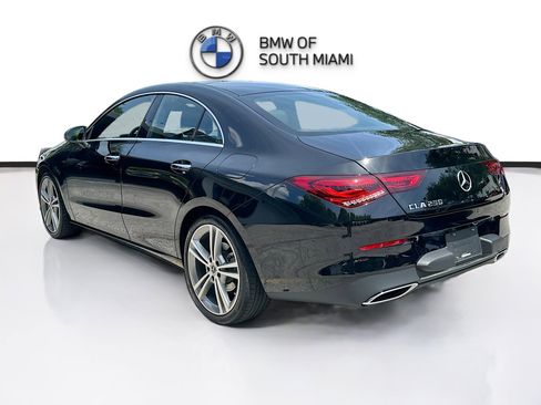 Used 2022 Mercedes-Benz CLA 250 image 4