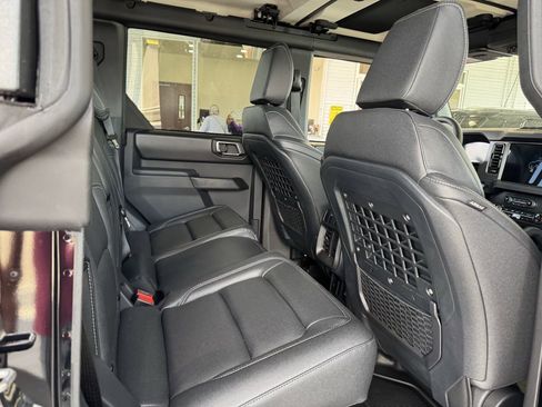 New 2025 Ford Bronco Badlands image 22