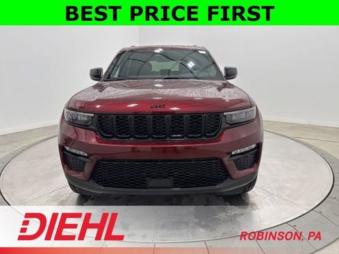New 2025 Jeep Grand Cherokee Limited w/ Black Appearance Package AWD/4WD image 2