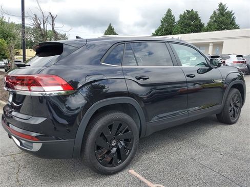 New 2026 Volkswagen Atlas Cross Sport SE image 4