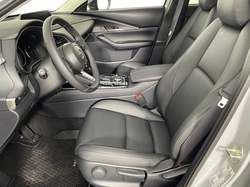 New 2025 MAZDA CX-30 AWD 2.5 S w/ Select Sport Pkg image 2