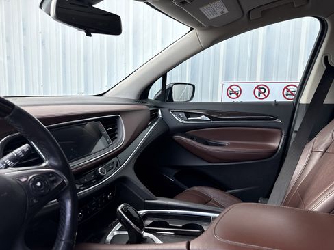 Used 2021 Buick Enclave Avenir w/ Avenir Technology Package image 15